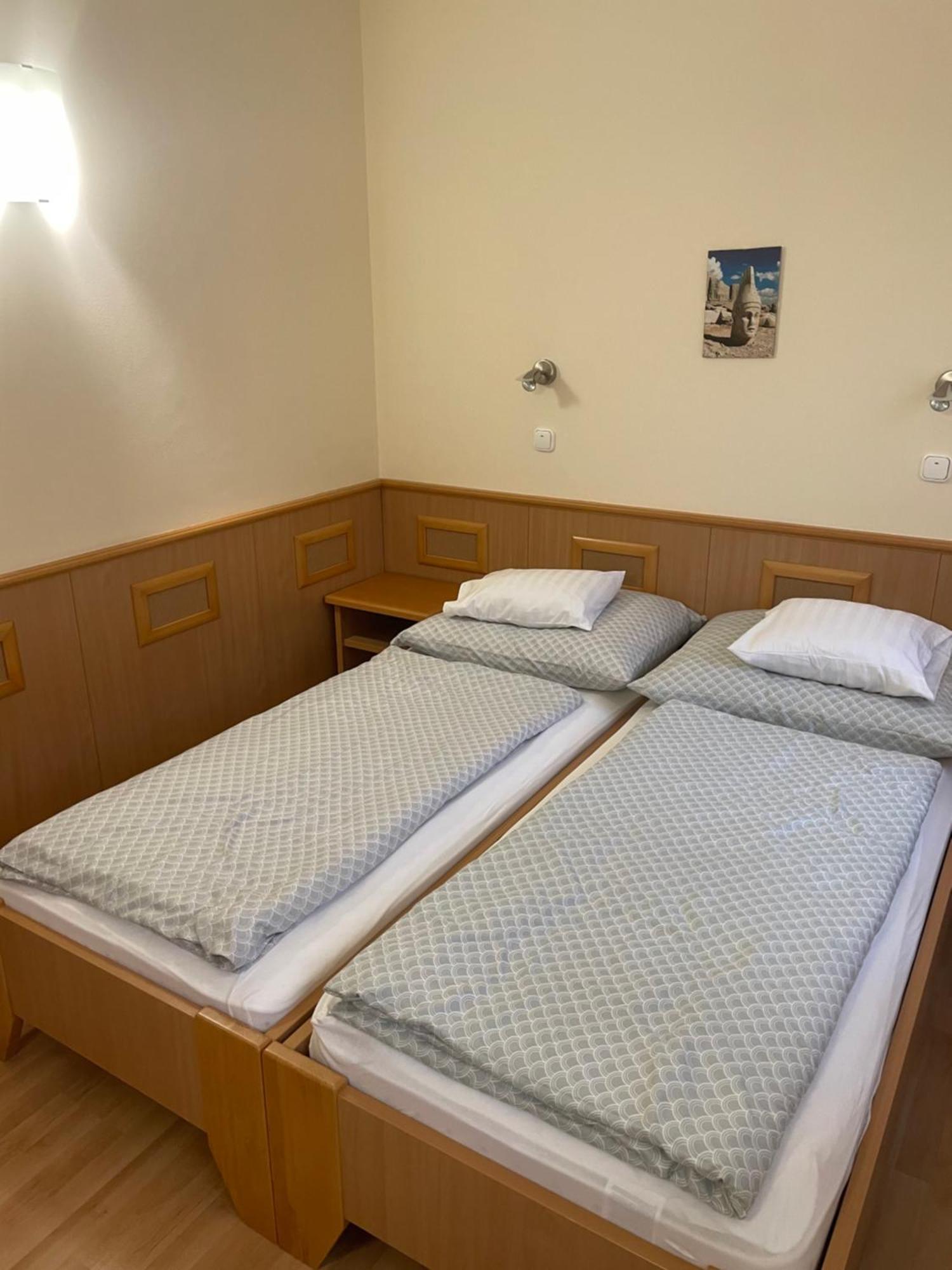 Garda Wellness Apartmanhaz Hévíz Rom bilde